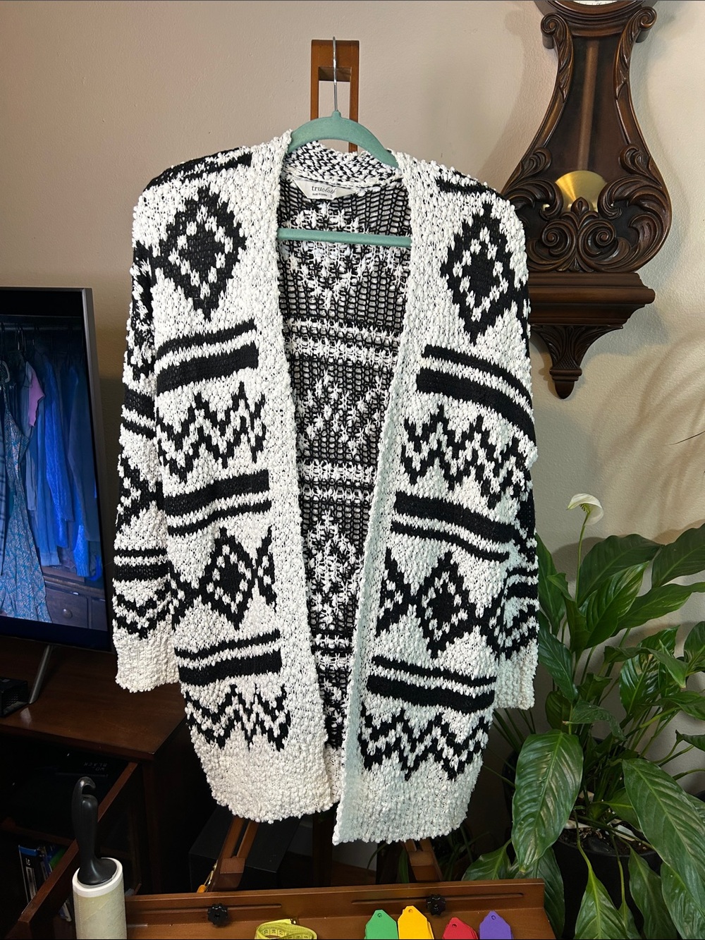 Black & White Geometric Open-Front Cardigan Sweater